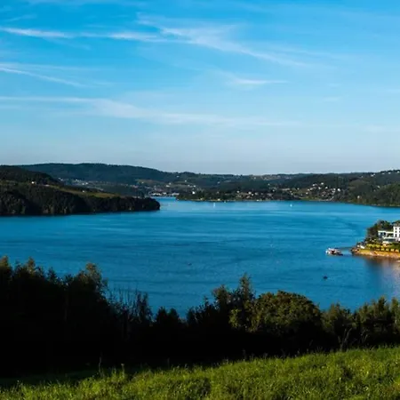 The House - Dom Nad Samym Jeziorem Roznowskim ヴィラ *