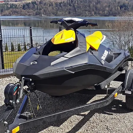 The House - Dom Nad Samym Jeziorem Roznowskim ヴィラ